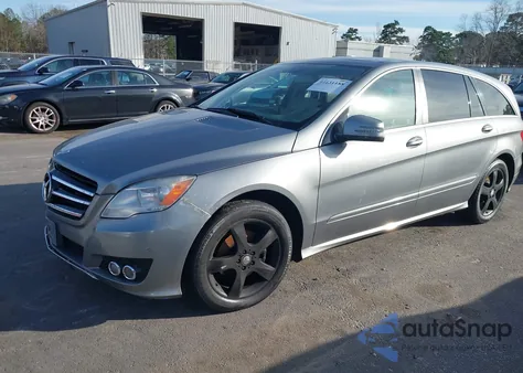 2011 Mercedes-Benz R 350 4Matic z USA, uszkodzony, nr VIN 4JGCB6FE7BA130721